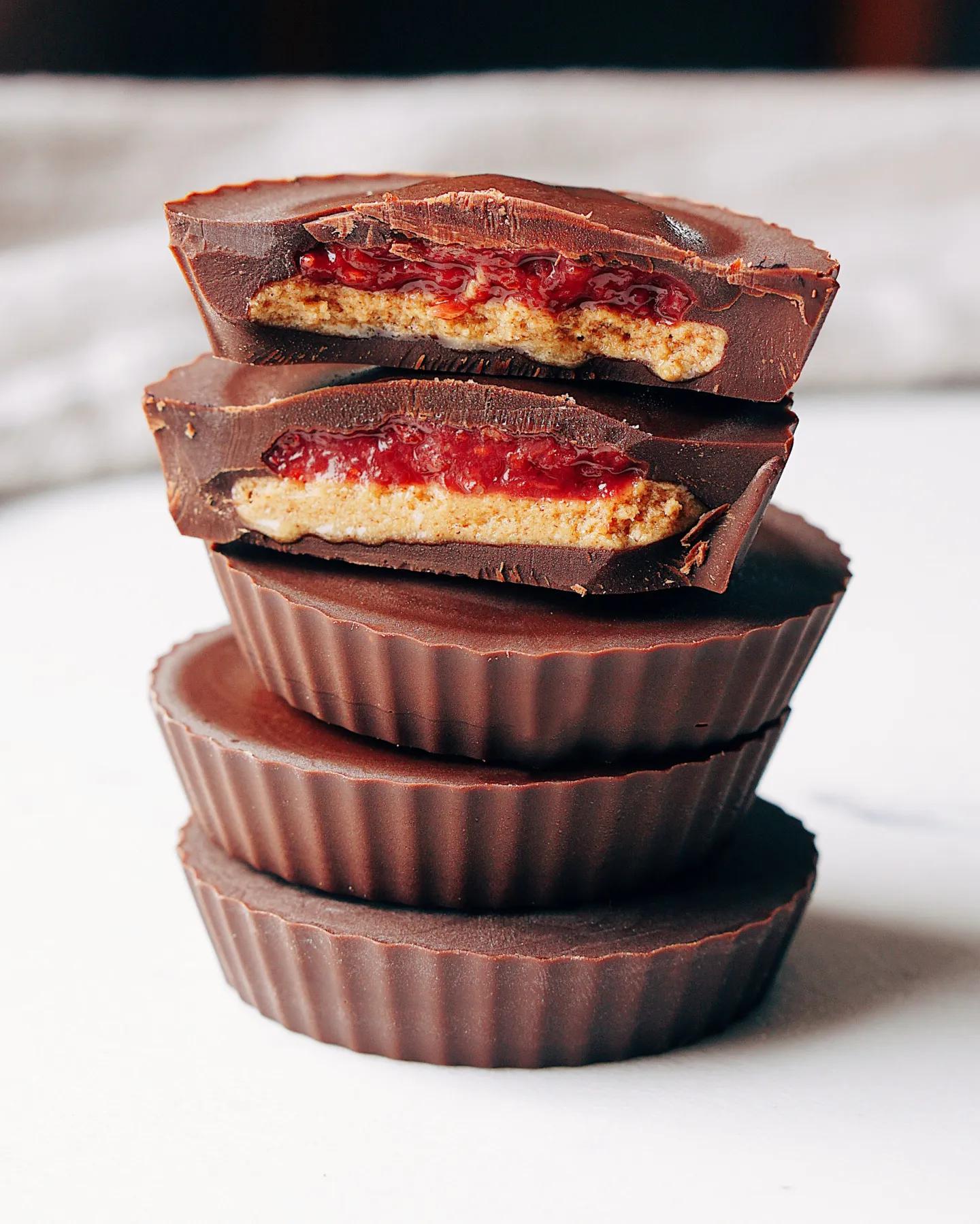 mini-batch chocolate pb+j cups